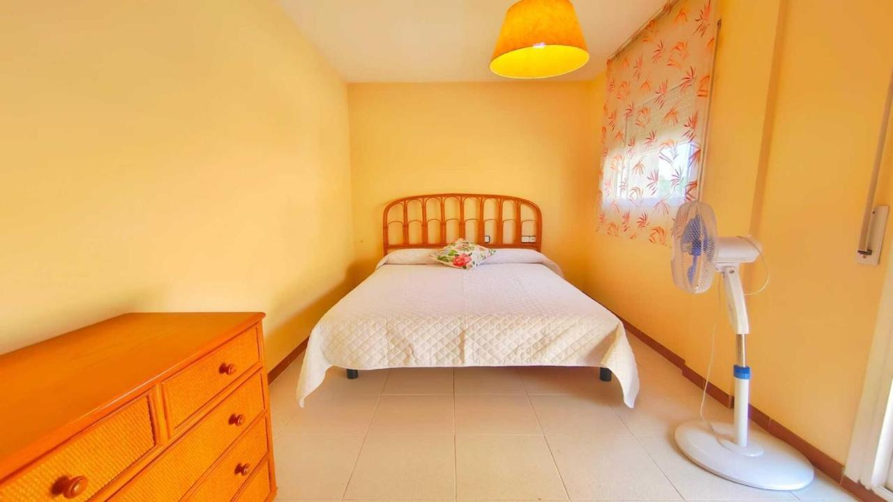 Vacay Apartamento Costamar, A Pasos De La Playa En Costa Brava , L'Escala Exterior photo